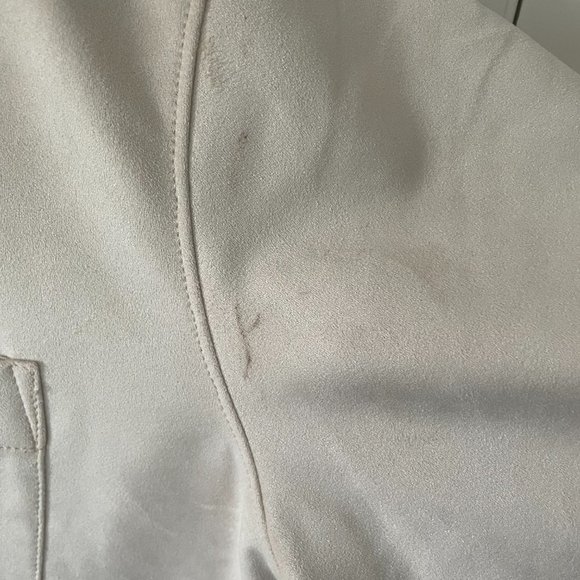 Aritzia Vegan Suede T-Shirt Shacket - Picture 6 of 11